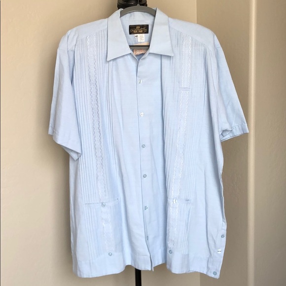 Dzibilchaltun Guayaberas Yucatecas sz 46 lt.blue - Picture 1 of 6